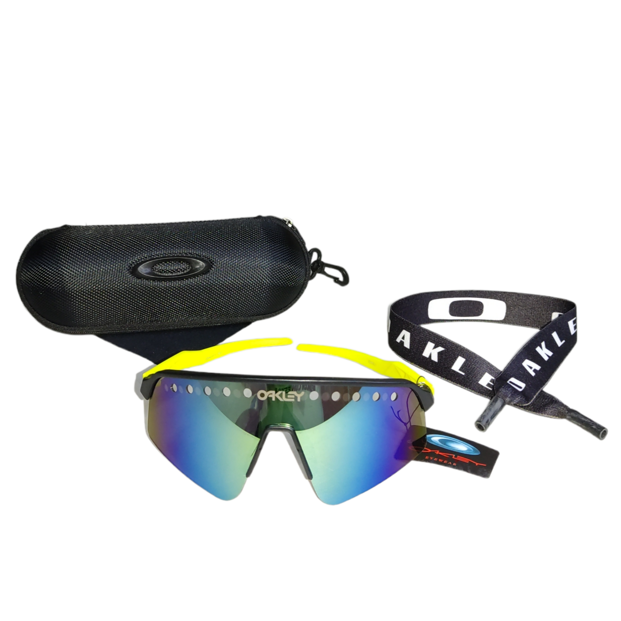 GAFAS+ ESTUCHE+ PAÑITO + CORREA