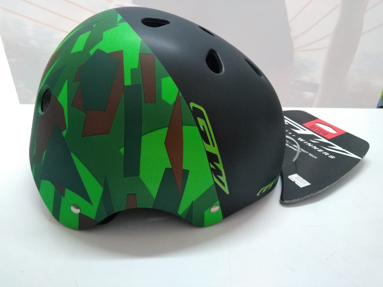 Green Camouflage GW Helmet